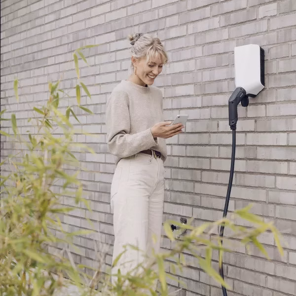 EASEE Charge - Borne de recharge 22kW - Triphasé - Wifi - 4G – Image 16