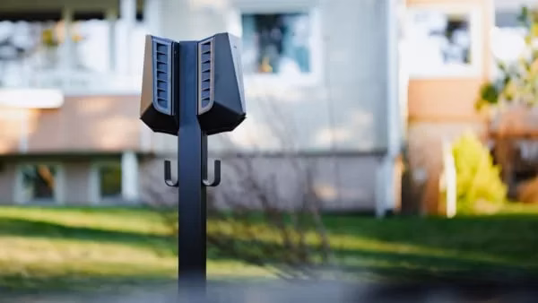 Easee Charge Lite 2 x 11 kW sur Base 2 Voies – Image 3